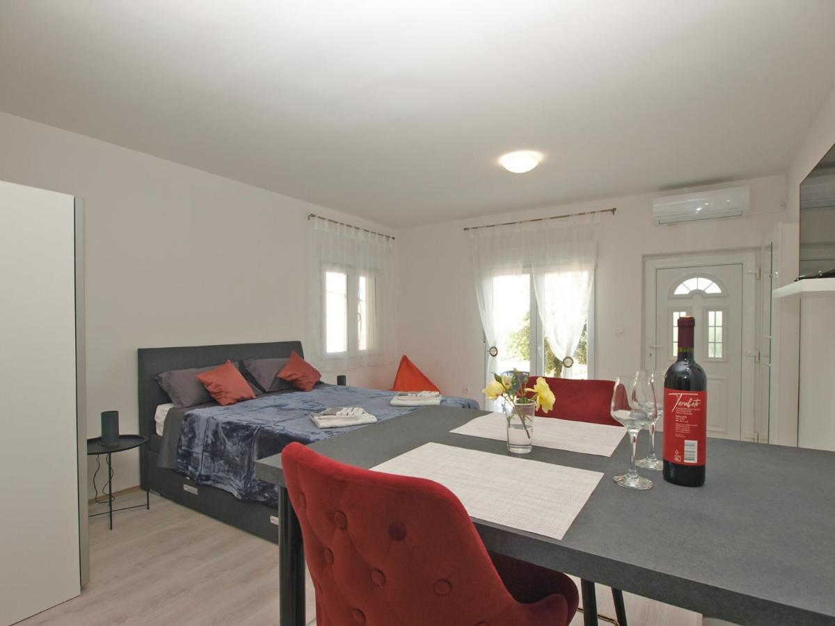 Apartment Florinda 2091 Pula Eksteriør billede