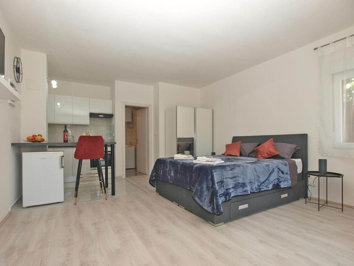 Apartment Florinda 2091 Pula Eksteriør billede